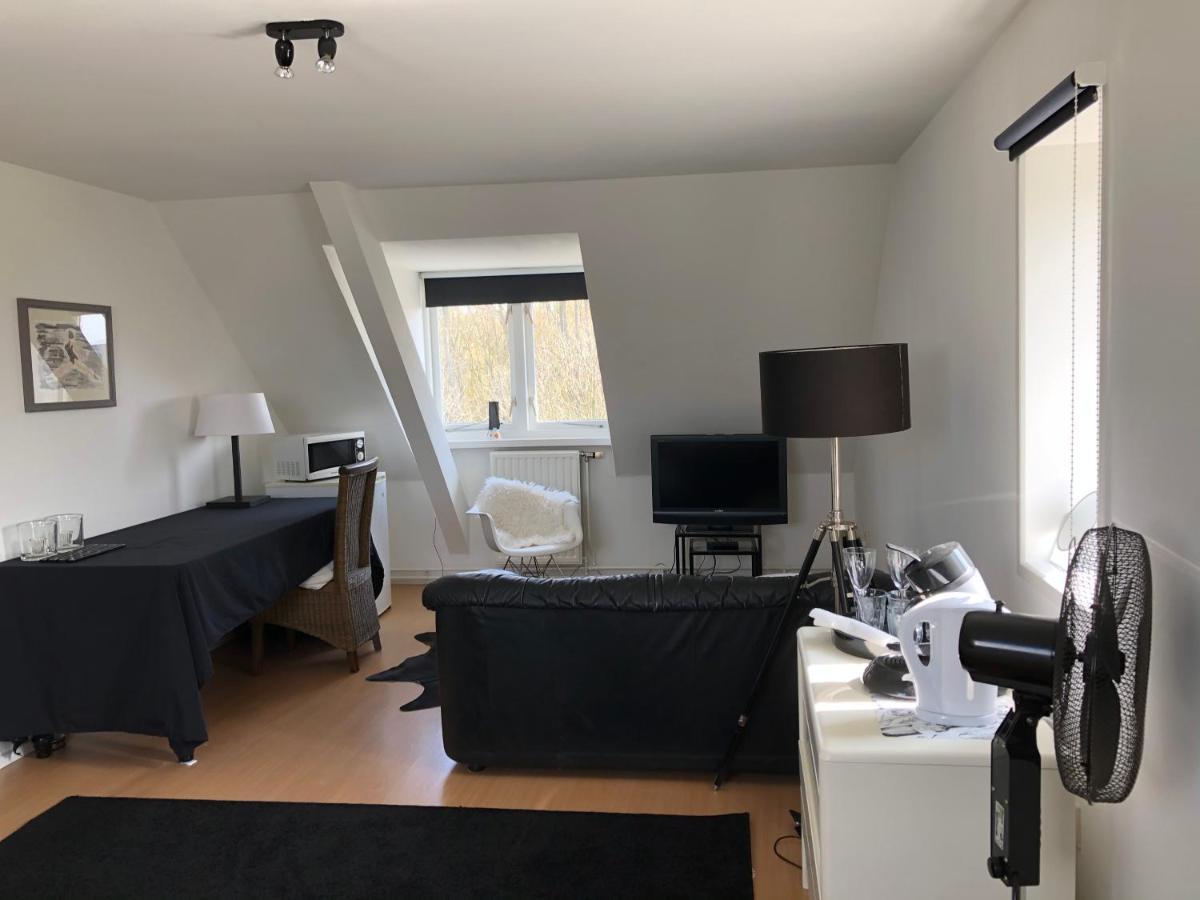 B&B De Tol Хульст Экстерьер фото